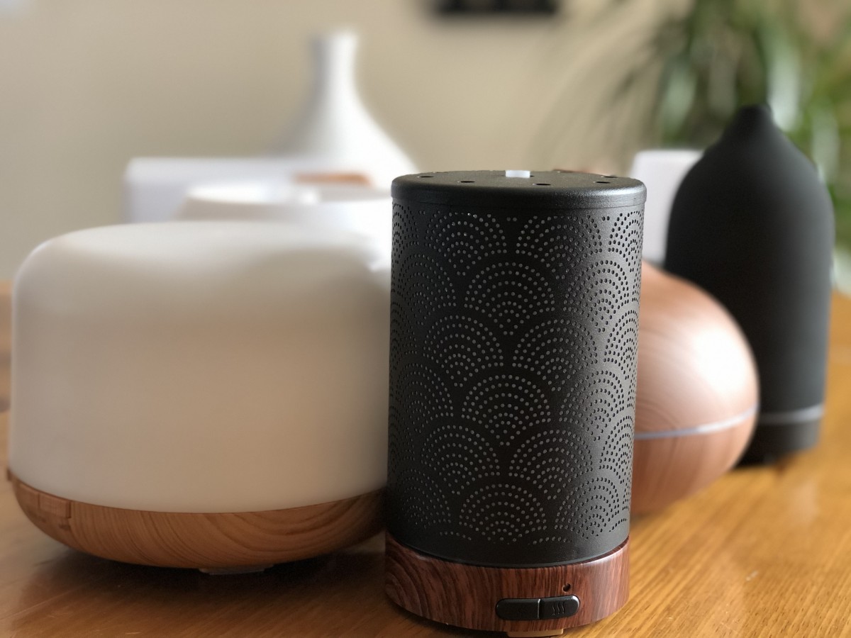 EQUSUPRO Essential Oil Diffuser 150ml Black Metal Aromatherapy Oil Diffuser Ultr