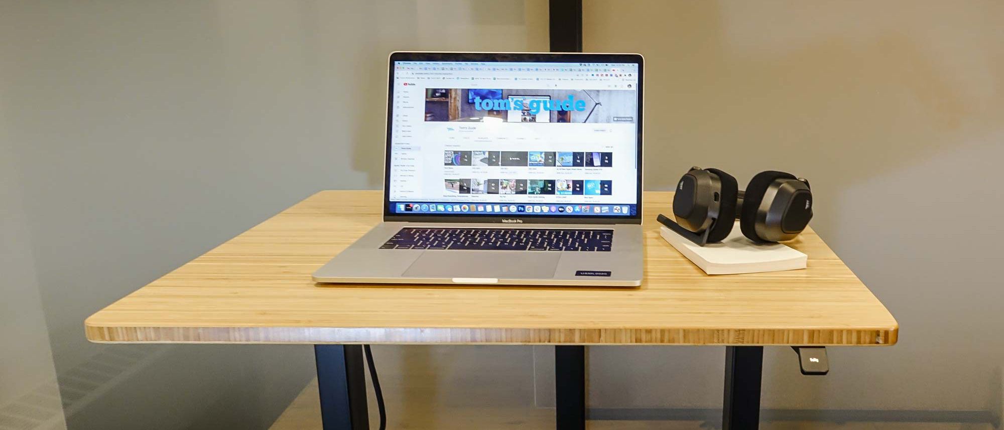 Fully Jarvis Bamboo Standing Desk
