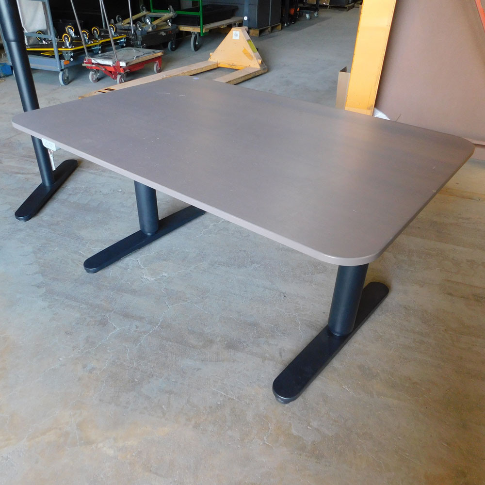 IKEA BEKANT Sit/Stand Electric