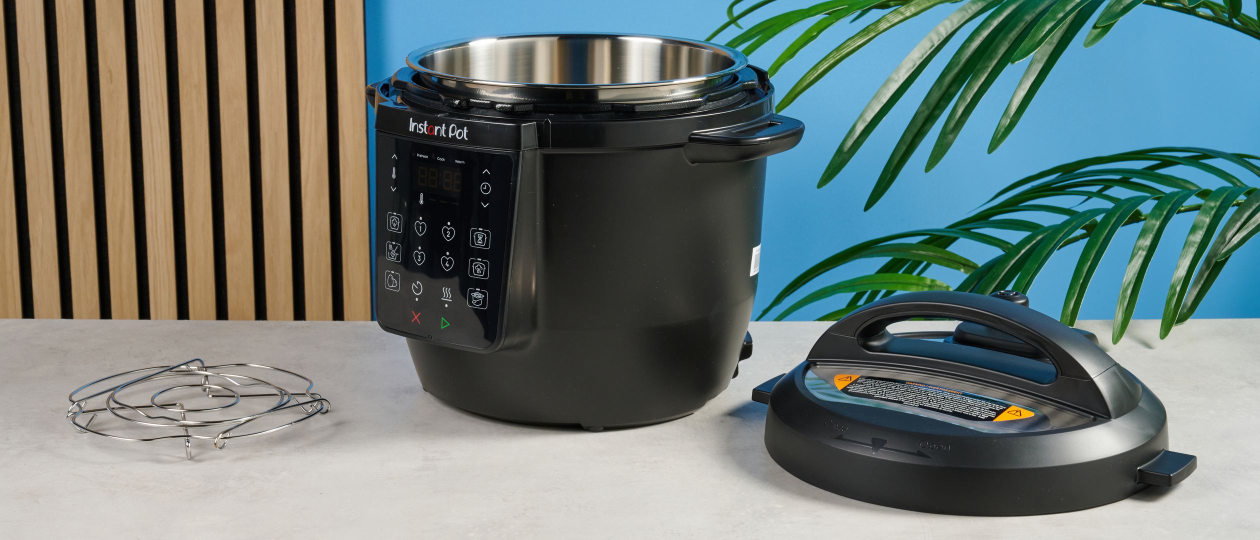 Instant Pot RIO Wide 7.5 qt 7-in-1 Electric Multi-Cooker