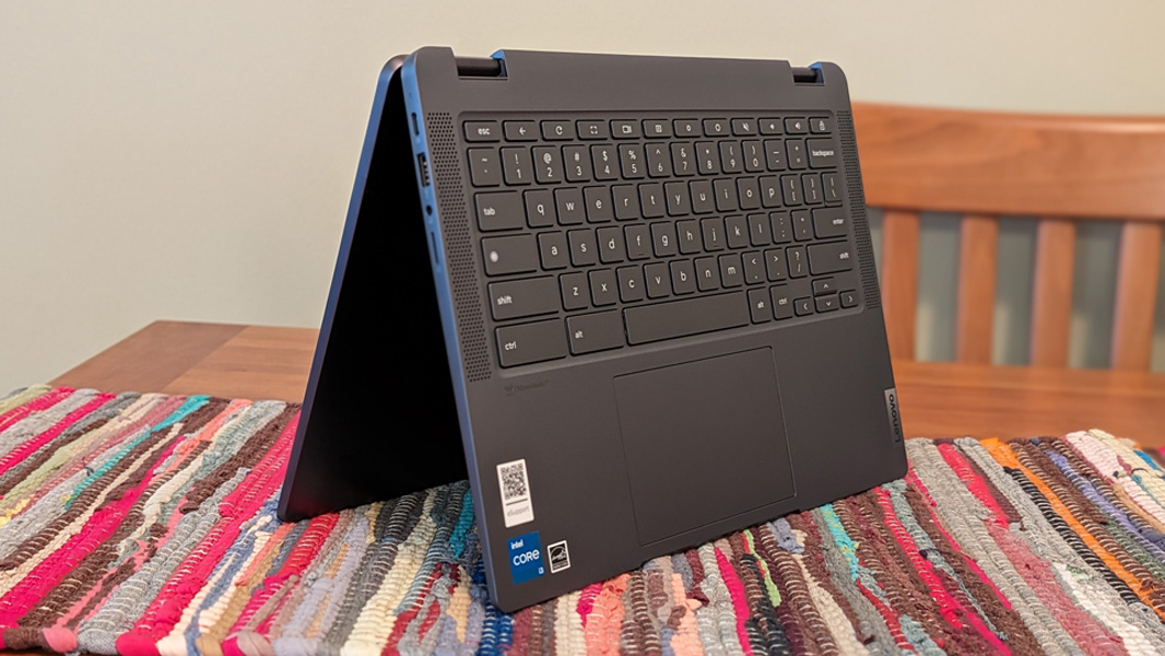 Lenovo IdeaPad Flex 5i Chromebook Plus