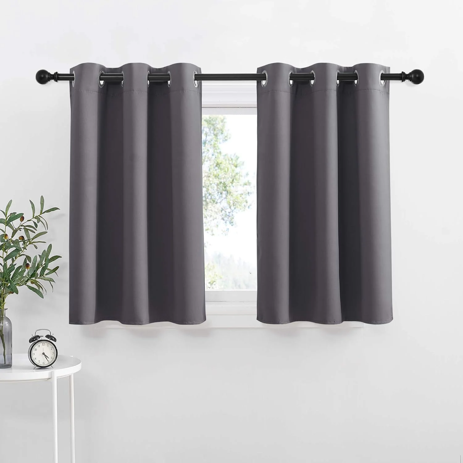 NICETOWN Contemporary Lined Blackout