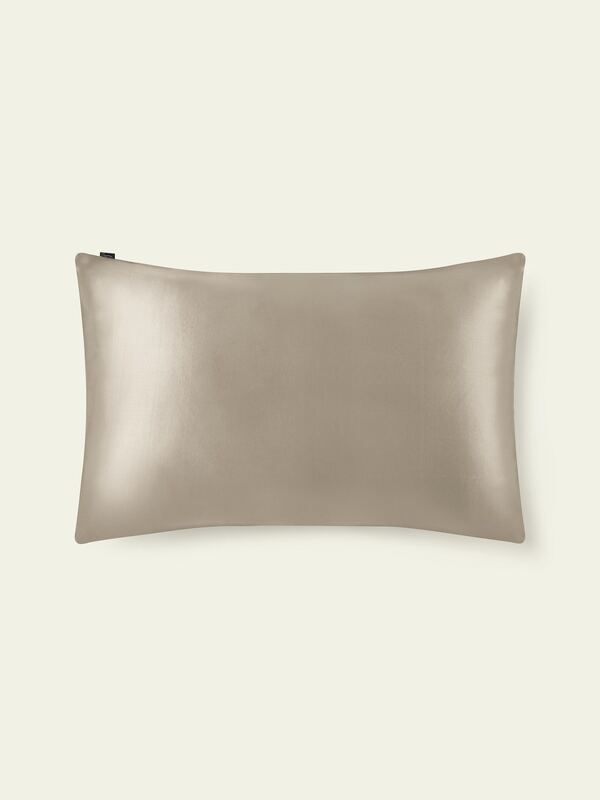 LilySilk 25 Momme Terse Envelope Luxury Pillowcase
