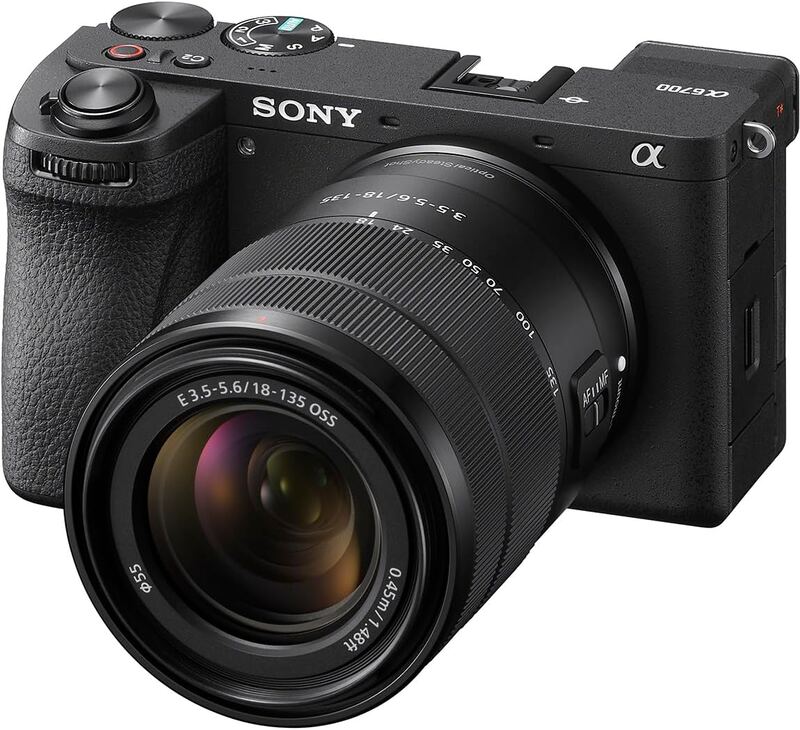 Sony α6700
